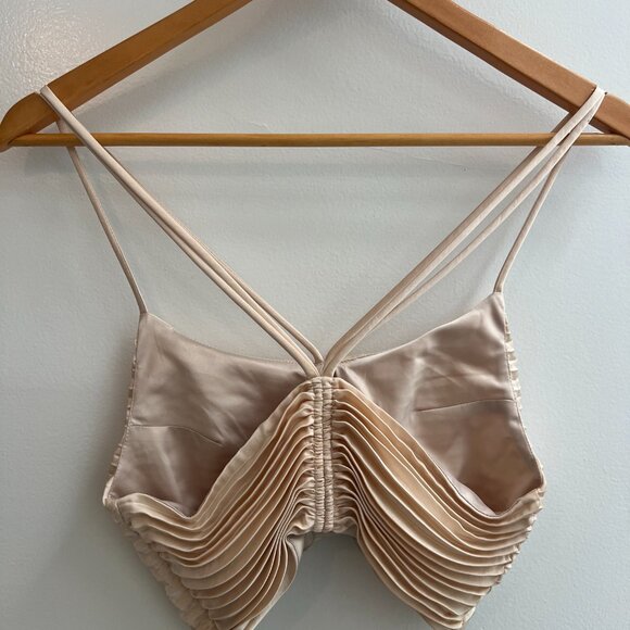 A.L.C. Cream Pleated Crop Top - Picture 9 of 10